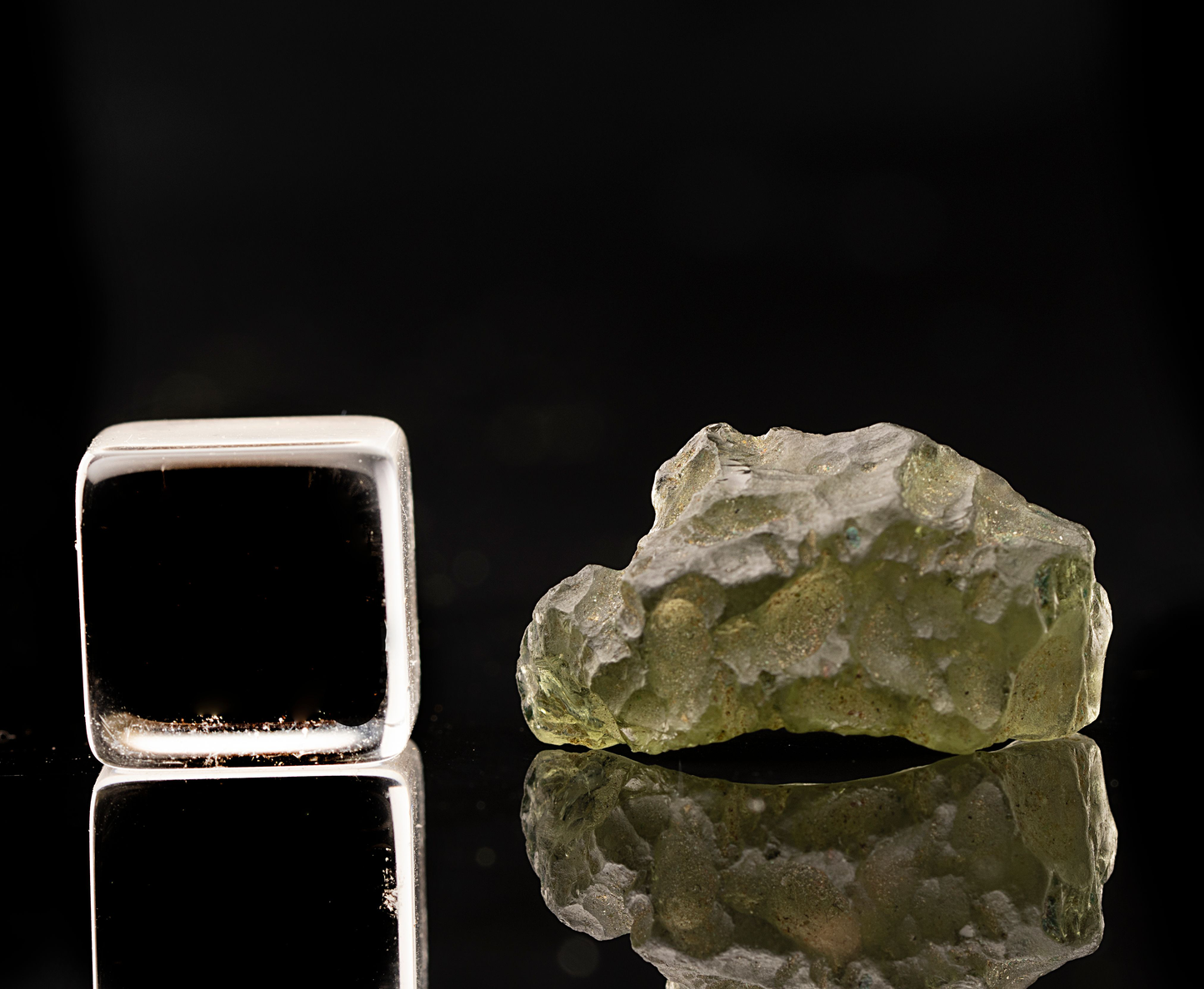 Moldavite // 2.31 Grams
