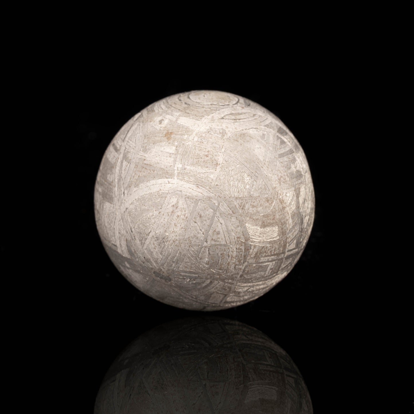 Muonionalusta Meteorite Sphere // 66 Grams