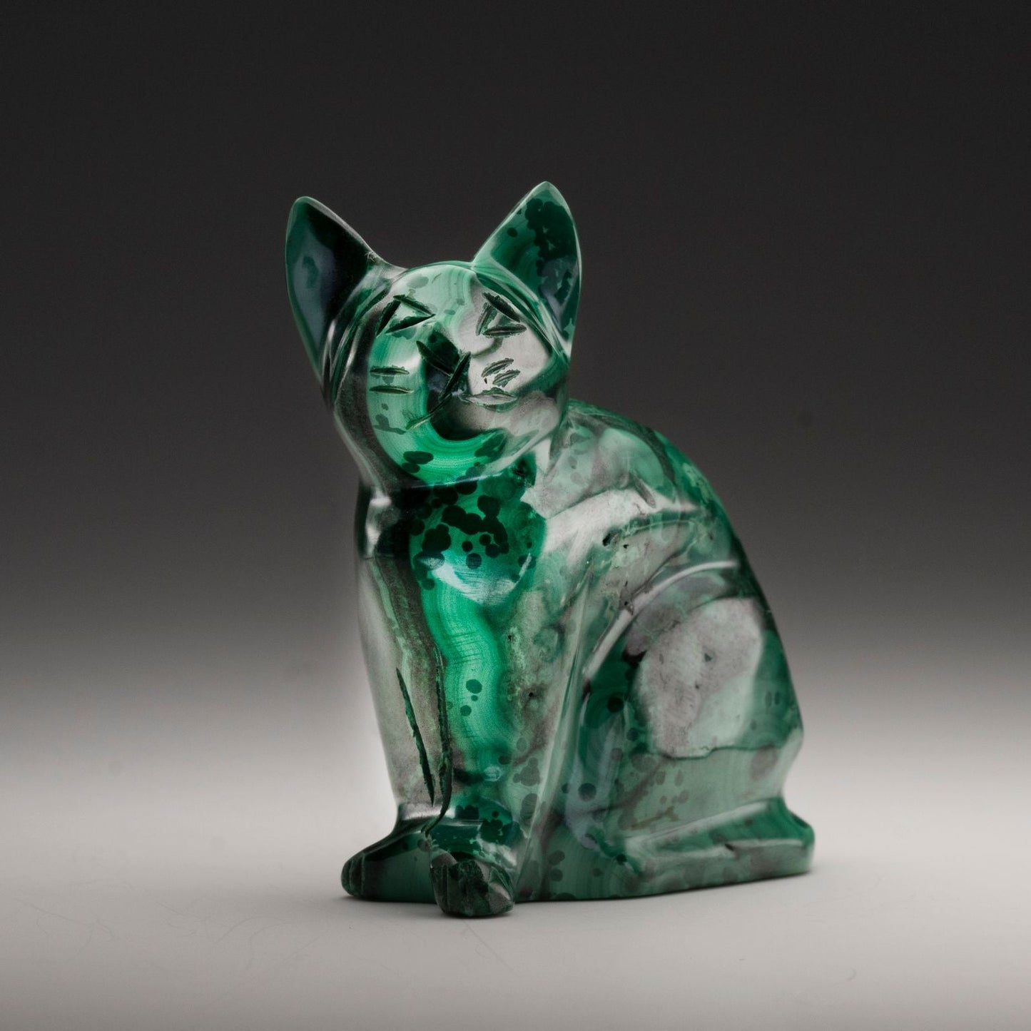 Malachite Carving – Cat // Ver. 2