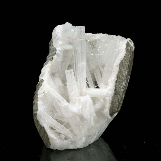 Scolecite Geode // 188 Grams